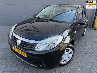 Dacia Sandero 1.2 Lauréate*AIRCO*APK*NAP*ELKT-RAAM*ZUINGE AUTO