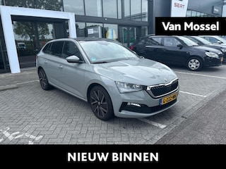 Skoda Scala 1.5 TSI Sport Business 150 PK | Automaat | Stoelverwarming | Panoramadak | Adaptive Cruise Control | Navigatie | Apple Carplay & Android Auto | Parkeersensoren | Achteruitrijcamer