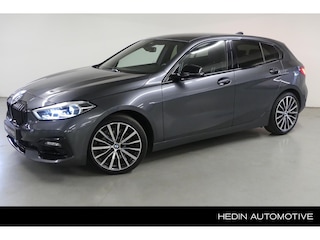 BMW 118i High Executive | Automaat | Sport Line | Shadow Line | Connected Package Professional | Lichtmetalen Velgen 18" | Stoelverwarming | Audio Media Pack