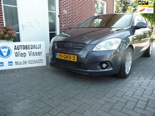 Kia ProCeed Pro_cee'd 1.4 Challenge seadan coupe leder