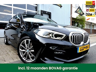 BMW 118i High Executive M-Sport *BOMVOL* PANORAMADAK