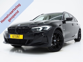 BMW 3-serie Touring 320e LCI Shadow Line | Widescreen | Carplay | Cruise | DAB | PDC | LED