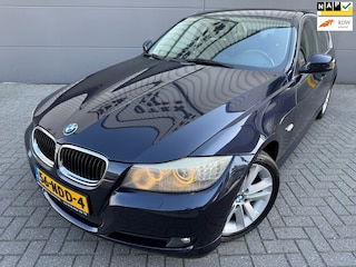 BMW 318i Business Line*APK*NAP*NAVI*CRUISE*AIRCO*NAVI*PARK SENSOREN*143PK
