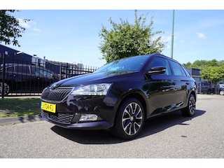 Skoda Fabia Combi 1.0 TSI Greentech 95pk Business EditionTrekhaak Apple Carplay