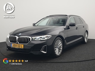 BMW 5-serie Touring 530e Luxury Line Plug In Hybrid 294pk Dealer O.H PHEV | Trekhaak Af Fabriek | Panodak | Camera | Lederen Sportstoelen Memory & Verwarmd | Apple Carplay | Cruise Control | Navigatie | Virtual | DAB |