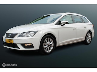 Seat Leon ST 1.0 EcoTSI 116 PK Style Business Intense, Navi, App connect, Cruise, Clima, Pdc voor + achter + Camera, Donker glas