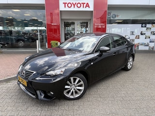 Lexus IS 300h 25th Edition | Leder | Navi | Sensoren v/a | Stoelverwarmin