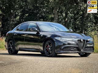 Alfa Romeo Giulia 2.0 T AWD Veloce | Clima | Cruise | Navi | Camera | Leder | Metalic | Stoelverw. | Stuurverw. |