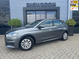 Skoda Fabia 1.0 TSI Ambition Cruise|Apple Carpley|Dealer onderhouden