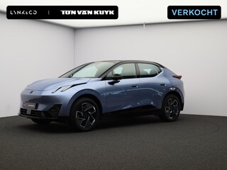 Lynk & Co 02 Core 66 kWh / Adaptieve Cruise / Stoelverwarming / Panoramadak / Parkeercamera / Elektrische Kofferbak / Dodehoek Assistent / Parkeersensoren / Snelweg Assistent / Carplay /