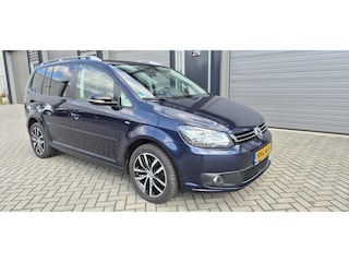 Volkswagen Touran 1.4 TSI Highline 7p. 17" velgen*Bluethoot*Airco*Cruise Control*PDC*Stoelverwarming*Standkachel enz