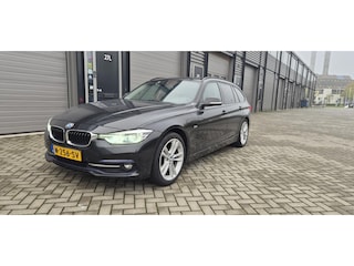BMW 318d Touring Sport Line AUT*190PK*Harman Kardon*Clima*Navi*Stoelverwarming enz