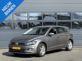 Volkswagen Polo 1.0 TSI COMFORTLINE I APPLE CARPLAY I ADAPTIVE CRUISE CONTROL I LICHT METALEN VELGEN I NAVIGATIE