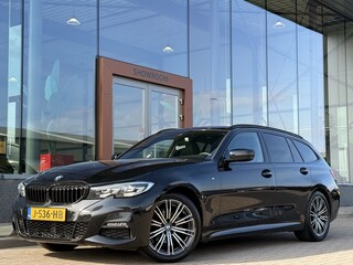 BMW 3-serie Touring 318i Executive Edition M-Sport | H/K | Trekhaak