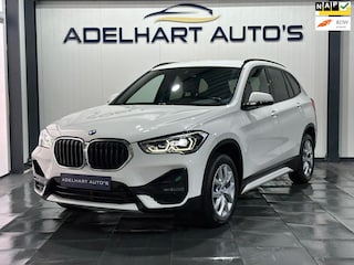 BMW X1 SDrive20i Executive Automaat / Navigatie full map / Camera / Lederen interieur / Cruise control / etc..