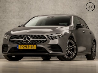 Mercedes-Benz A-klasse 200 AMG Sport 164Pk Automaat (APPLE CARPLAY, GROOT NAVI, SFEERVERLICHTING, ADAPTIVE CRUISE, LEDER/ALCANTARA, CAMERA, SPORTSTOELEN, STOELVERWARMING, GETINT GLAS, DAB+, NIEUWSTAAT)