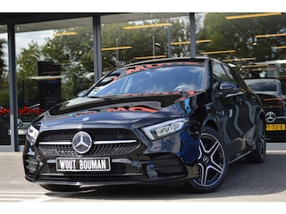 Mercedes-Benz A-klasse 250 e AMG Led Panorama Widescreen Sfeer Camera Night Augmented Pdc