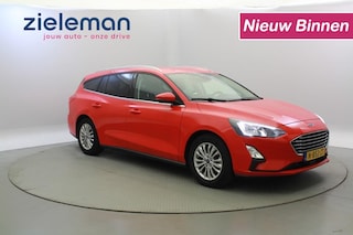 Ford Focus Wagon 1.5 EcoBlue Titanium X Business - Carplay, Camera, Trekhaak, Stoelverw.