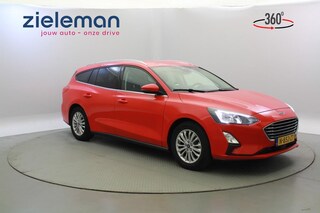 Ford Focus Wagon 1.5 EcoBlue Titanium X Business - Carplay, Camera, Trekhaak, Stoelverw.