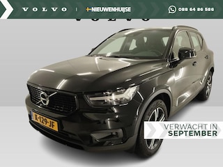 Volvo XC40 1.5 T2 R-Design | Adaptieve Cruise Control | Dode Hoek Detectie | Parkeer Camera | Parkeersensoren Voor en Achter |