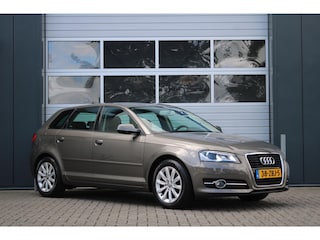Audi A3 Sportback 1.2 TFSI Attraction Advance Automaat Clima/Cruise/Bi-Xenon/PDC/Bluetooth/Radio.AUX/16"LM/Trekhaak