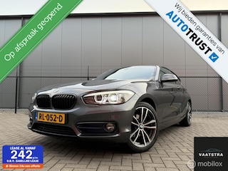 BMW 118i Edition Sport Line Shadow Executive Automaat | Pano | LED | Navi | PDC | ACC | Cruise | Orig NL | Trekhaak