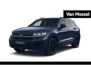 Volkswagen Touareg 3.0 TSi eHybrid 4MOTION R 462 PK | #AD-Zomerdeal | Herwaardering | Trekhaak | Luchtvering | Soft close | Panorama dak | Harman Kardon | 360 Camera | 'Puglia' lederen bekleding | Black Style | 22" Zwarte velgen | Apple Carplay draadloos | Android Auto draadloos | Navigatie | Keyless access | Stoelverwarming | Stuurverwarming |
