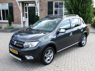 Dacia Sandero 0.9 TCe SL Stepway , Navi , Carplay , Pdc , Blue-tooth , Cruise enz.