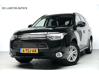 Mitsubishi Outlander 2.0 PHEV Business Edition | Cruise | Bluetooth | Camera | Climate | Trekhaak | Keyless |