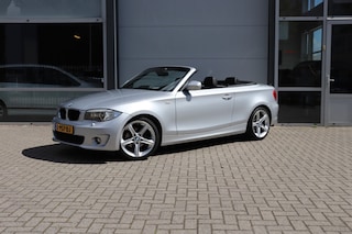 BMW 118I CABRIO 6-BAK/STOEL.VERW/KEYLESS/NAVI/CLIMA/LEER/18''