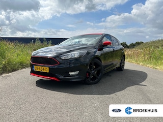 Ford Focus 1.5 Black Edition | Achterspoiler | Airco | Cruise control