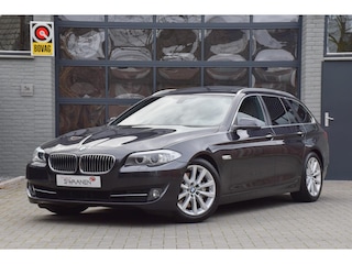 BMW 5-serie Touring 528i Panorama dak leer Nieuwe Distributie