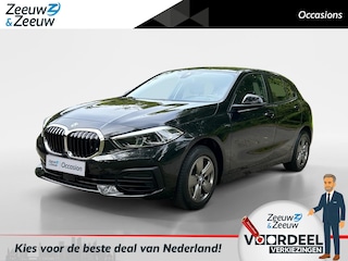 BMW 1-serie Check uitvoering Navi , parkeersensoren , climate , cruise , tel , lm velgen .