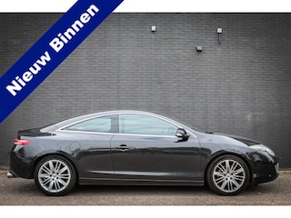 Renault Laguna Coupé 3.5 V6 Initiale Net binnen; Jouw droomauto?