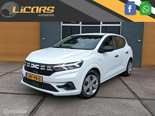 Dacia Sandero 1.0 TCe 90 CarPlay/cruise/PDC/all season banden