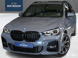 BMW X1 xDr25e M SPORT / PANODAK / MEMORY / TREKHAAK / CAMERA / 19"
