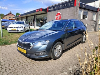 Skoda Octavia COMBI 1.0 e-TSI Hybr BusEd. Navi, Dig.Displ,Camera