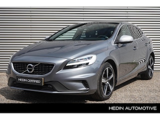 Volvo V40 1.5 T3 Polar+ Sport | Trekhaak | Panorama dak | Navigatie | Parkeercamera | Parkeersensors | Automatisch inparkeren | Licht metalen velgen 17 inch | Stoelverwarming voor