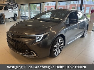 Toyota Corolla Hybrid 140 Dynamic | Dodehoek detectie | Stoel/Stuur verwarming | Parkeersensoren | Apple Carplay & AndroidAUTO