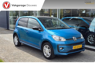 Volkswagen Up 1.0 BMT high up! | NAP | 1e eigenaar | Stoelverwarming |Lage kilometers | Parkeercamera