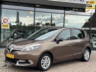 Renault Scénic 1.2 TCe Limited Half Leer Navi Clima Cruise Keyless-Entry Trekhaak Zeer Nette Staat!