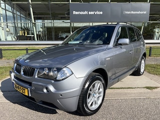 BMW X3 2.5i Executive 192 PK / Automaat / Dealer onderhouden / NAP / 6-Cilinders / PDC V+A / Climate / 17'' LMV /