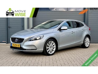 Volvo V40 T3 150pk Momentum | Trekhaak | 149.000 km NAP | Nieuwstaat | Camera | Cruise |