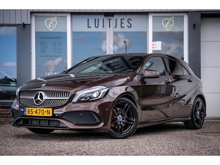 Mercedes-Benz A-klasse 180 AMG-pakket/Sterrenhemel/Sfeerverlichting/Carplay/Org.NL/Unieke auto!