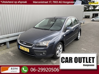 Ford Focus 1.8-16V Ambiente Flexifuel A/C, CC, Navi, Stoelvw, Voorruitvw, LM, Trekh, nw. APK – Inruil Mogelijk –