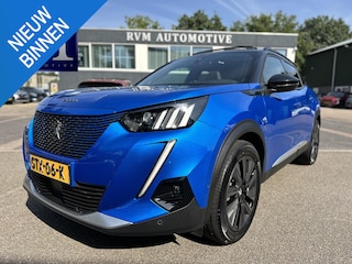 Peugeot 2008 EV GT Pack 50 kWh | 3-Fase Lader | Panoramadak | Virtual Dash | Vol Leder | Adaptieve Cruise | Camera | Stoelverwarming | Full Option | Rijklaar + 12 mnd BOVAG Garantie