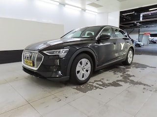 Audi e-Tron 55 quattro edition 95 kWh 408 PK Trekhaak | Luchtvering | LED | LMV 21" | NL auto | 1e eig.