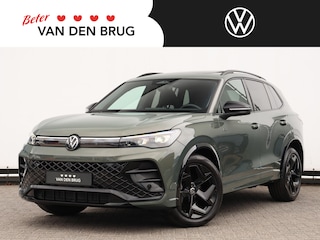Volkswagen Tiguan 1.5 eTSI R-Line Edition 150PK DSG Black Style | Led Matrix | Panoramadak | Camera | Navigatie | Side assist | Stoelverwarming
