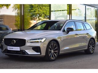 Volvo V60 T6 350pk AWD Plus Dark | Trekhaak | Harman/Kardon | 360