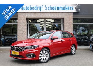 Fiat Tipo Stationwagon 1.4 16v Lounge TREKHAAK STOELVERWARIMING BT-TELEFOONVERB. NAVI CRUISE PDC
